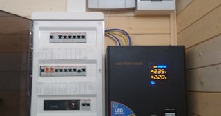 Установка и подключение стабилизаторов напряжения от 576 руб в Егорьевске - ЭлектроГрь